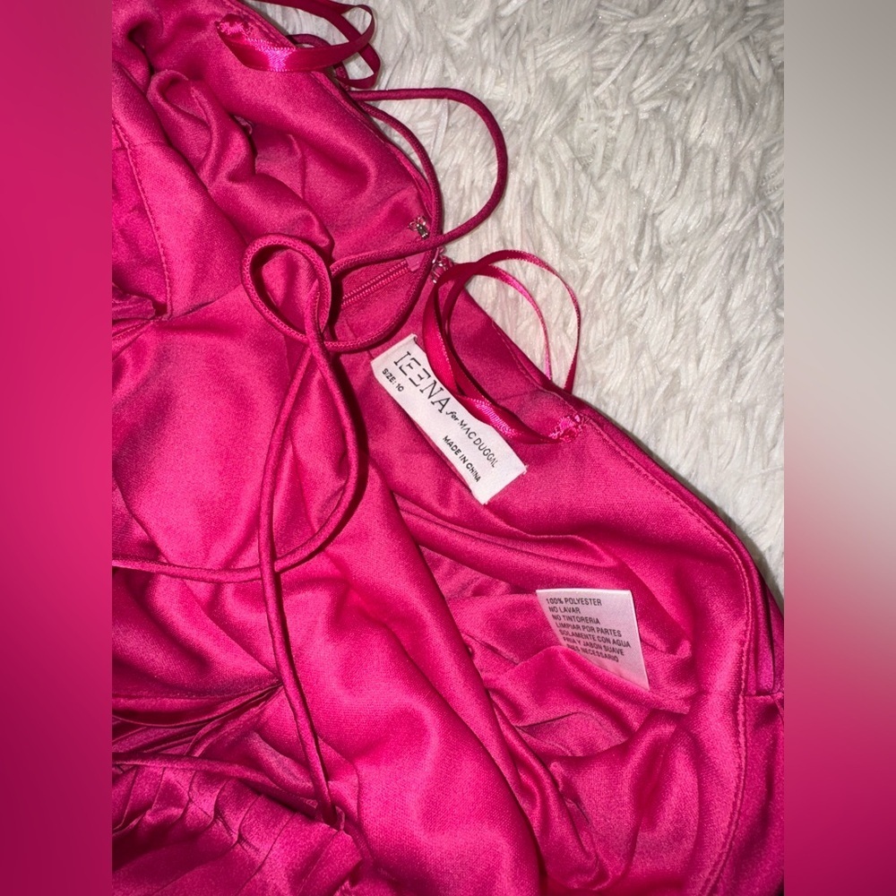 NEW Anthropologie Mac Duggal Pleated Flutter-Sleeve
Deep-V Lace-Up Gown Sz 10 - Picture 3 of 6